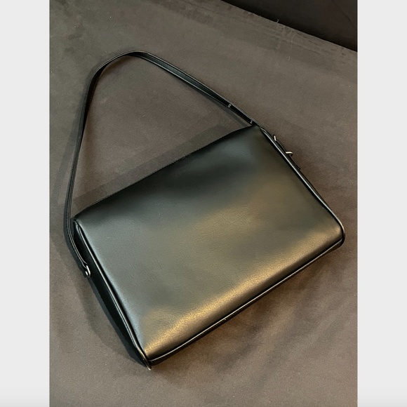 Matt & Nat IPad Tablet Bag - Picture 3 of 3